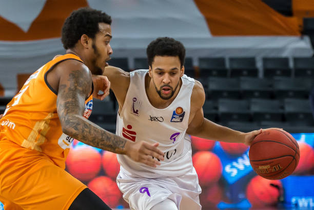 我们才能正 我们才能正